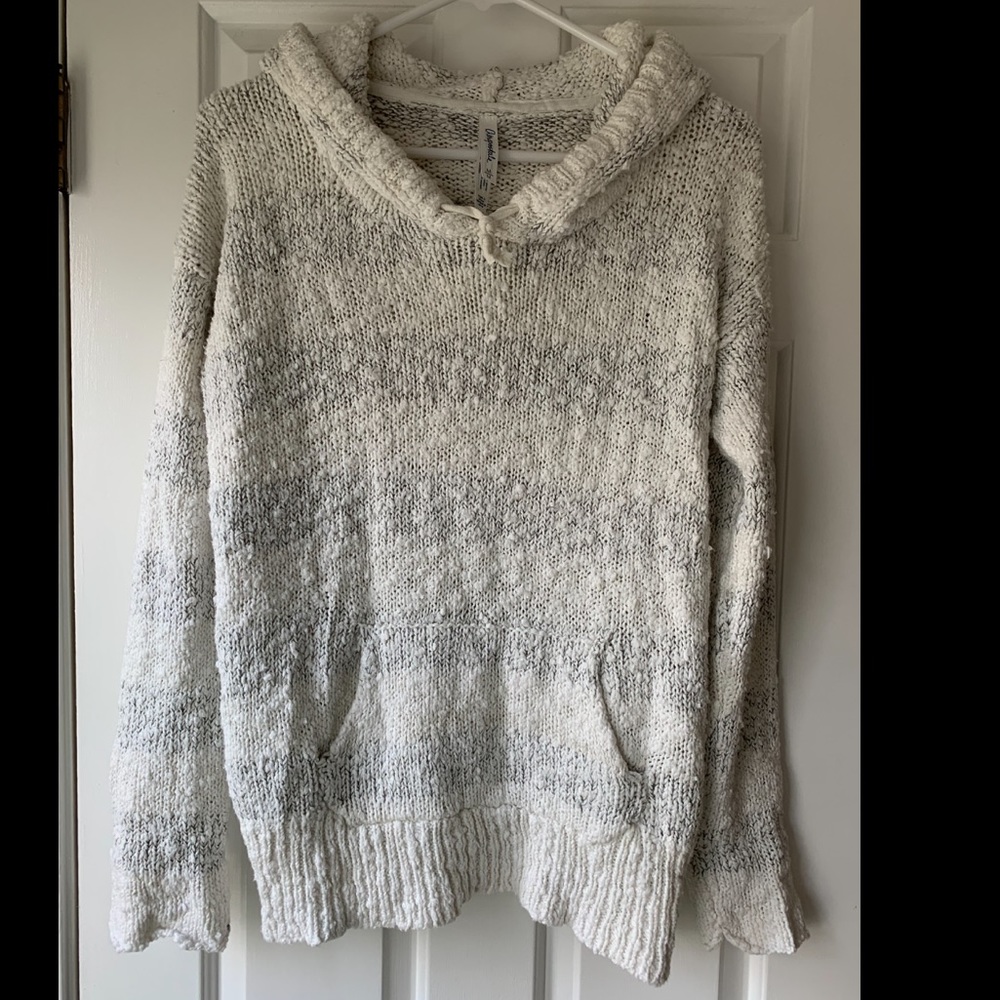Aeropostale sweater